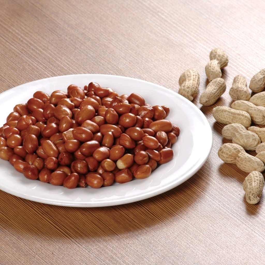 ถั่วลิสงเยื่อแดงทอดโรยเกลือบรรจุแผง (25 ก. x 10 ถุง) 250 ก. ตราเพลินปาก